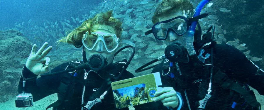 Scuba Diving in Gran Canaria - Take your PADI Scuba Diving Course in Arinaga